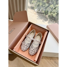 Miu Miu flat shoes